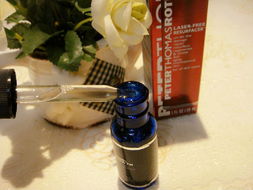 海底的魚1220對維他命A晚間滋養(yǎng)精華液使用效果評價 小藍(lán)瓶，讓肌膚新生的寶瓶